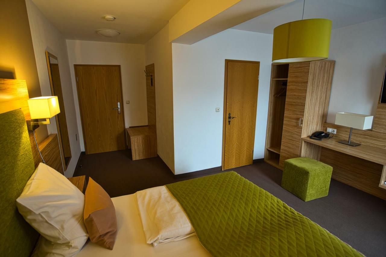 Altes Kurhaus Landhotel Trabelsdorf Eksteriør bilde